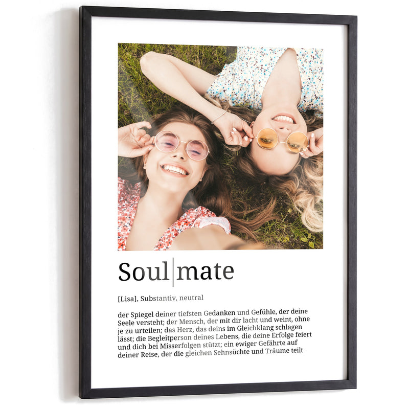 Soulmate – Poster im schwarzen A3-Echtholzrahmen auf weißem Hintergrund