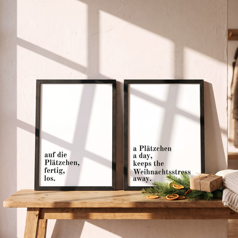 Weihnachtsposter 2er Set Plätzchen gerahmt auf einer Bank