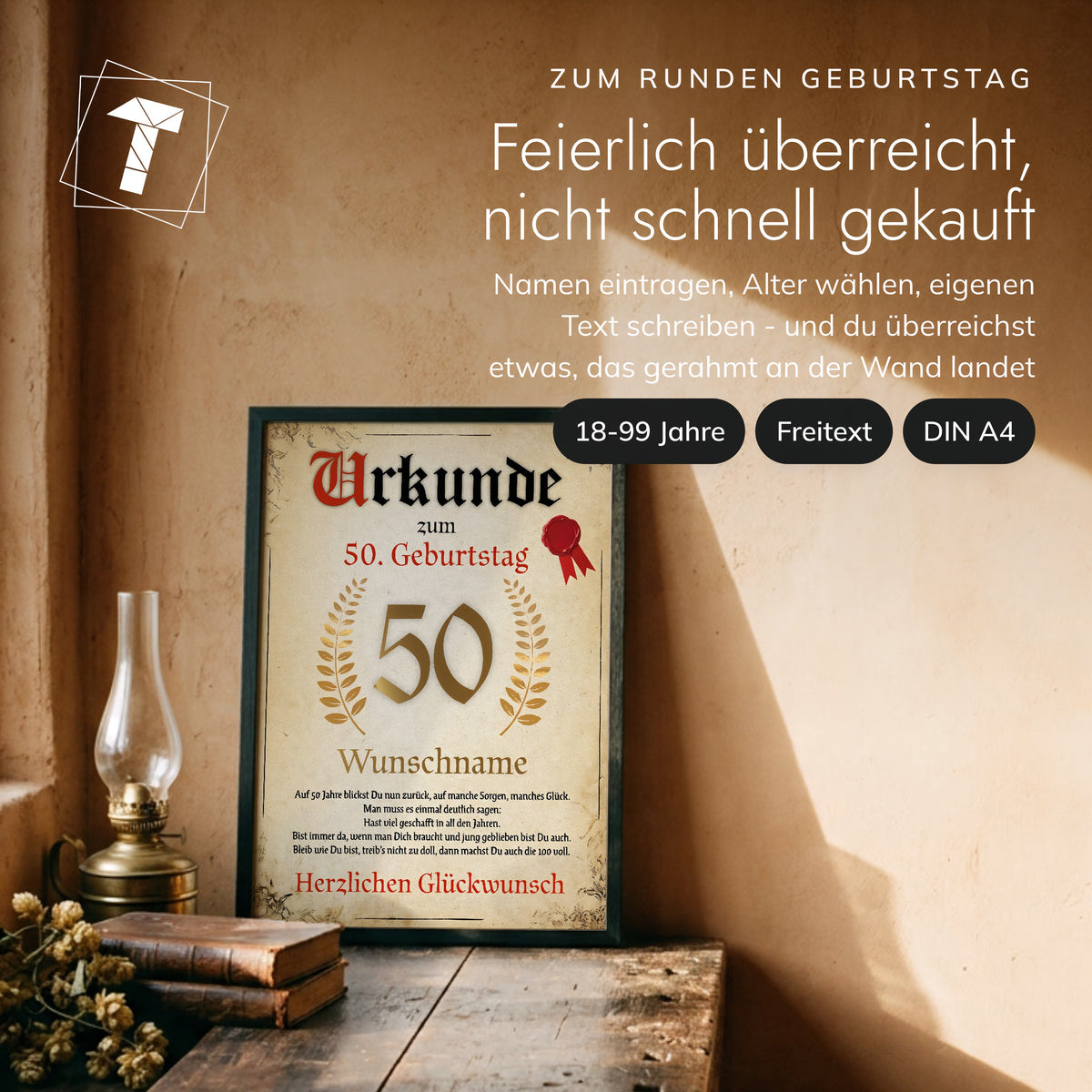 Gerahmte Geburtstagsurkunde im warmen Licht neben Büchern und einer Öllampe