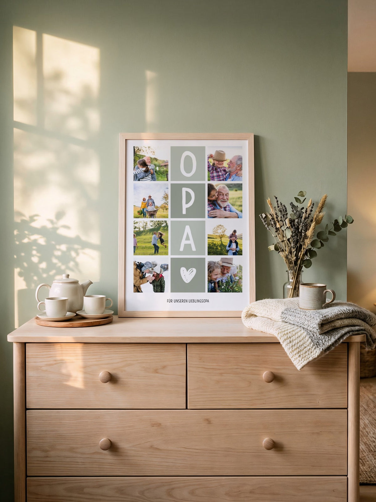 Fotocollage OPA mit acht Fotos und Widmung im Holzrahmen