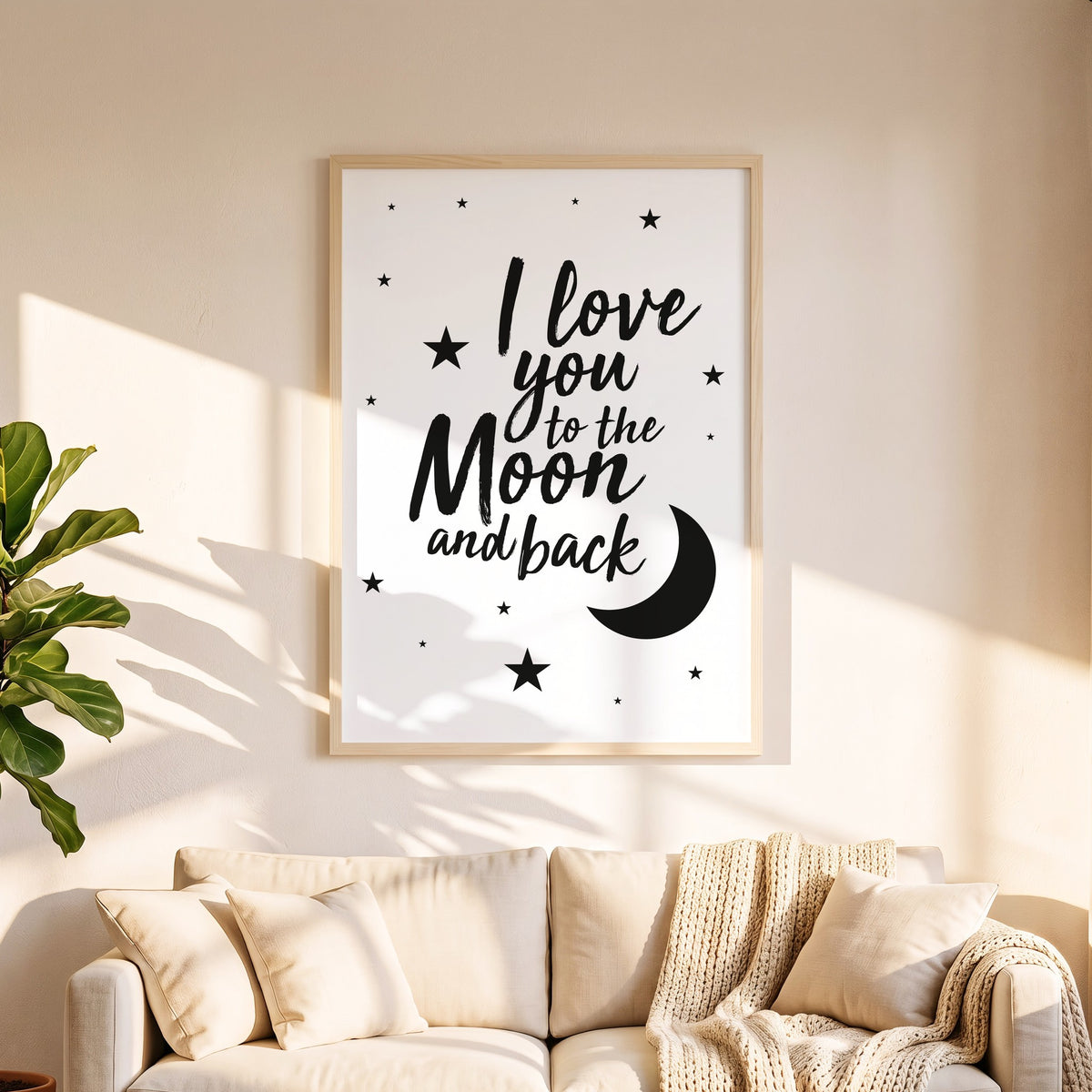 Spruchposter I love you to the moon and back in 50 x 70 cm über dem Sofa