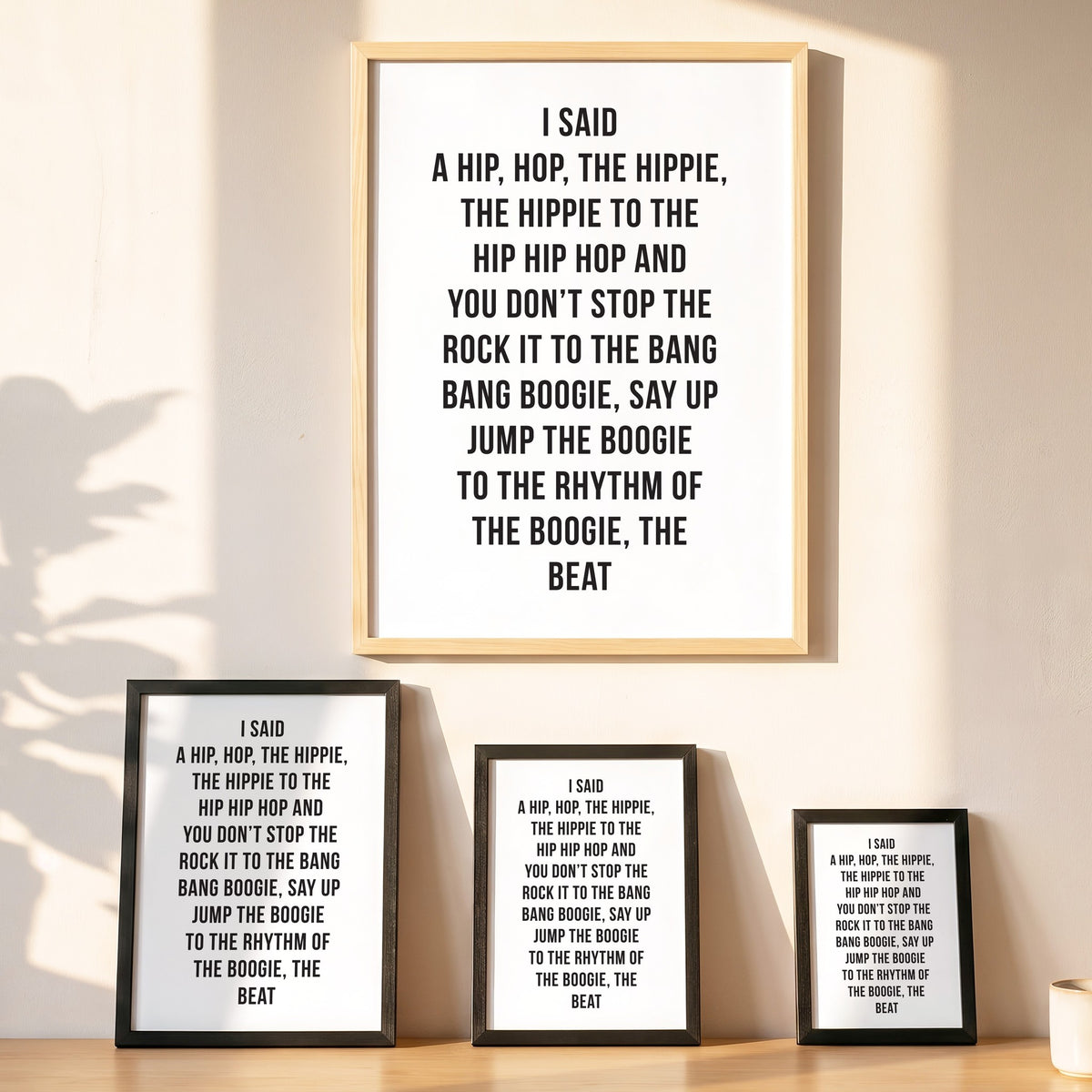 Spruchposter Hip Hop in vier Größen an der Wand