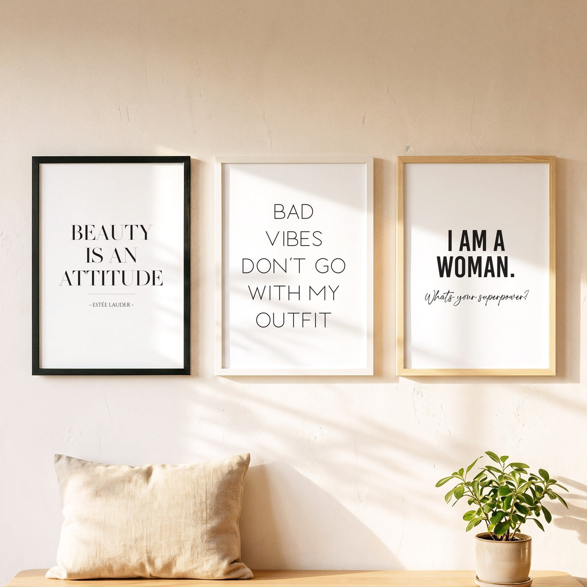 Spruchposter Bad vibes don't go with my outfit als Bilderwand mit weiteren Motiven