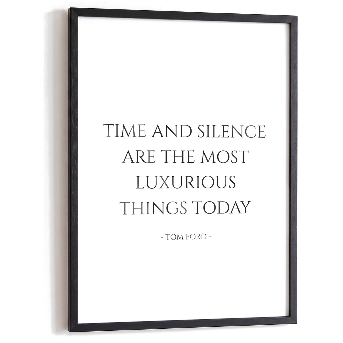 Spruchposter Time and silence im schwarzen Holzrahmen