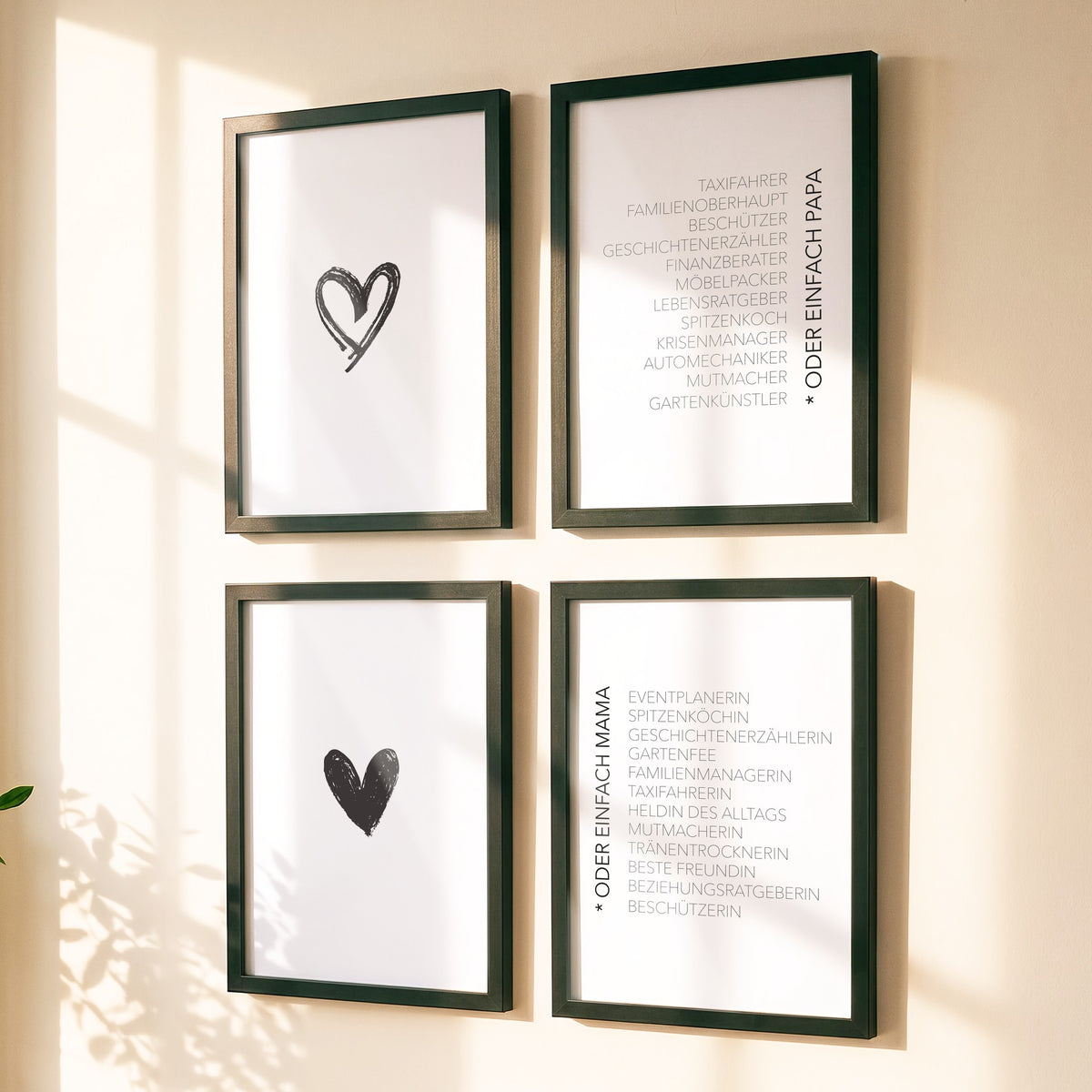 Spruchposter 4er-Set Mama & Papa als Bilderwand
