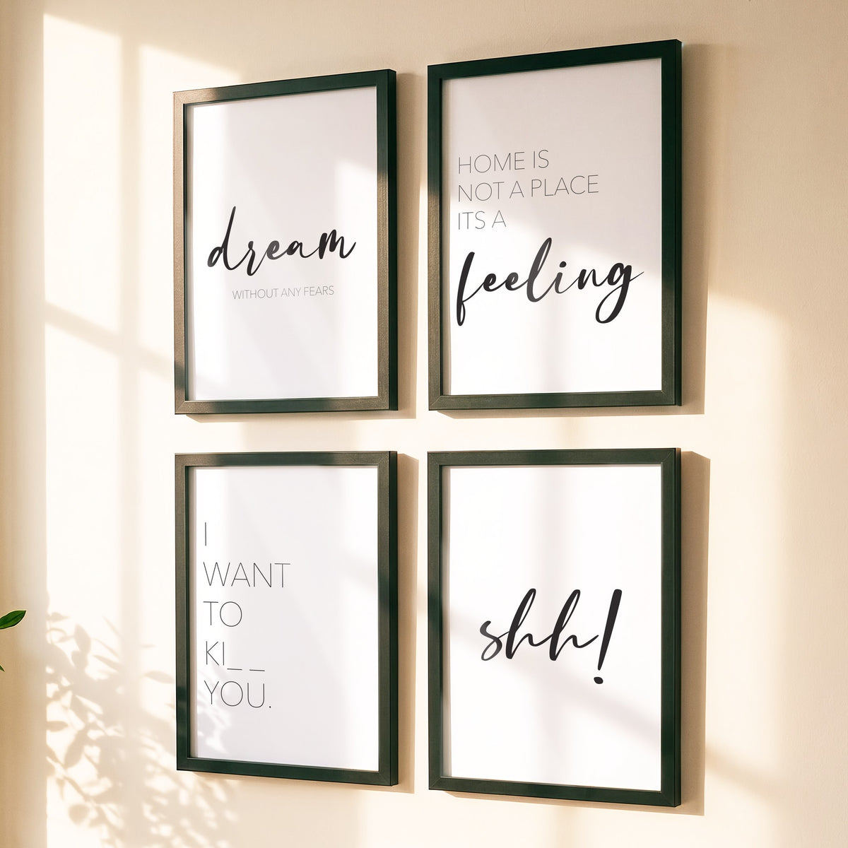 Spruchposter 4er-Set Couple Shh als Bilderwand