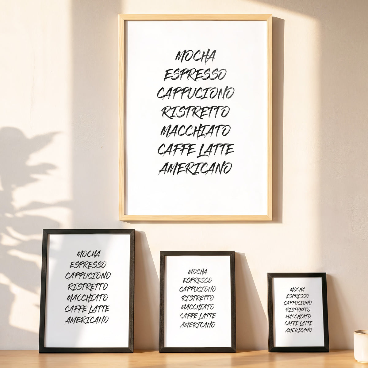 Spruchposter Coffee in vier Größen an der Wand