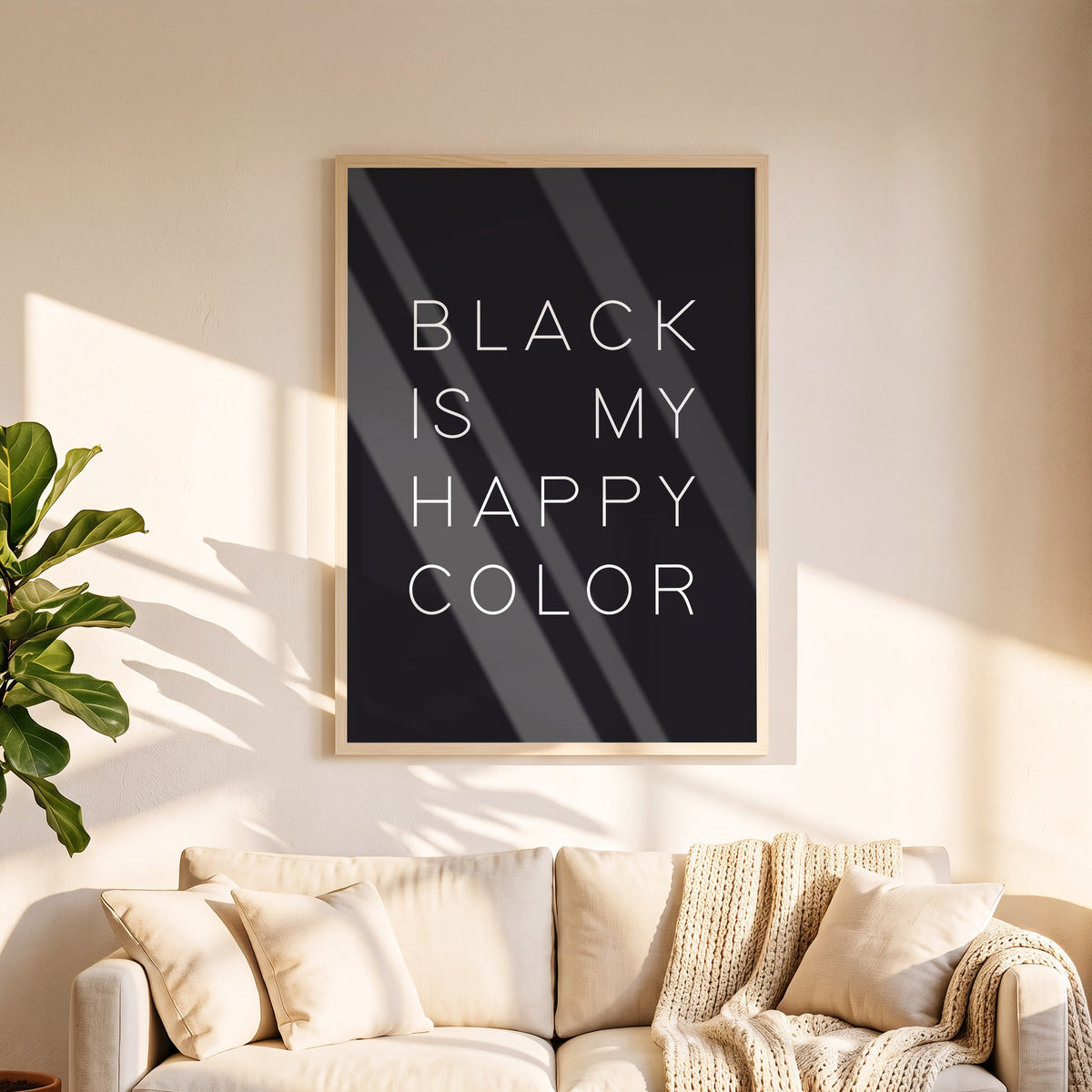 Poster Happy Color Black in 50 x 70 cm über dem Sofa