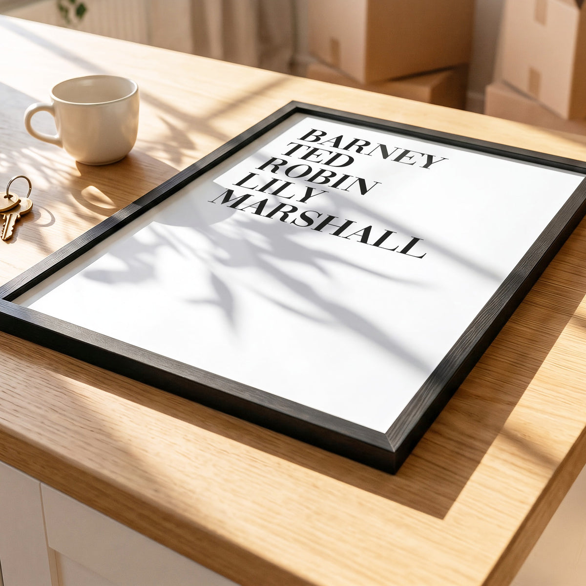 Gerahmtes Poster Barney Ted Robin Lily Marshall auf einer Holzplatte, Nahaufnahme