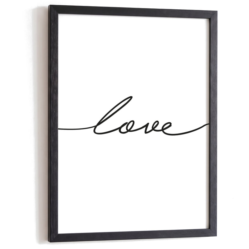 Typografie Poster Love im schwarzen Holzrahmen