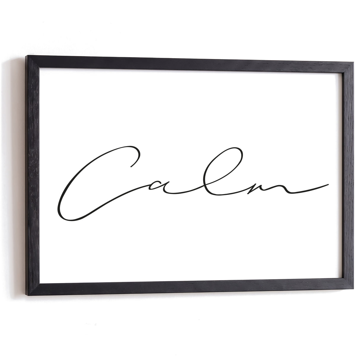 Typografie Poster Calm im schwarzen Holzrahmen